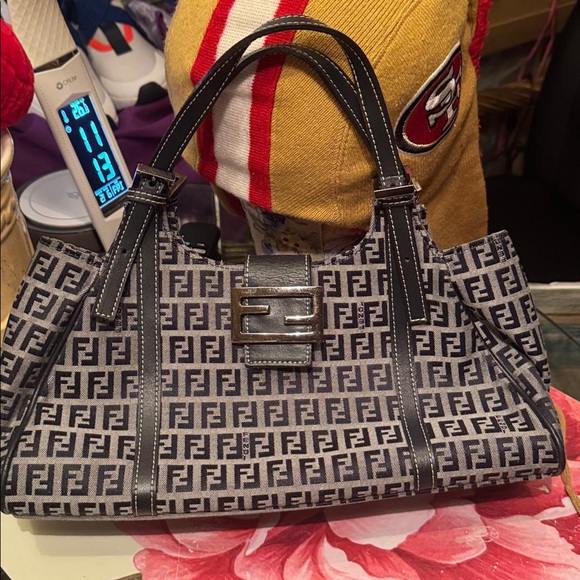 Fendi Vintage Monogram Black and Gray Bag. Could not be authenticated pre 80s - Picture 14 of 15